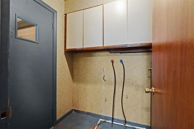 1221 E 25th Avenue, Kansas City, MO 64116