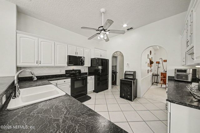 7 EDWARD Drive, Palm Coast, FL 32164