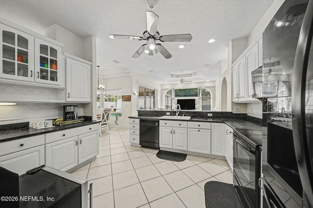 7 EDWARD Drive, Palm Coast, FL 32164