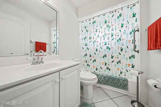 7 EDWARD Drive, Palm Coast, FL 32164
