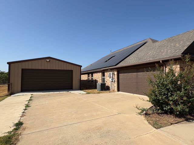 124 Brady Coleman Lane, Springtown, TX 76082