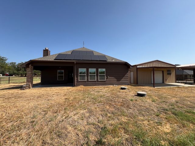 124 Brady Coleman Lane, Springtown, TX 76082