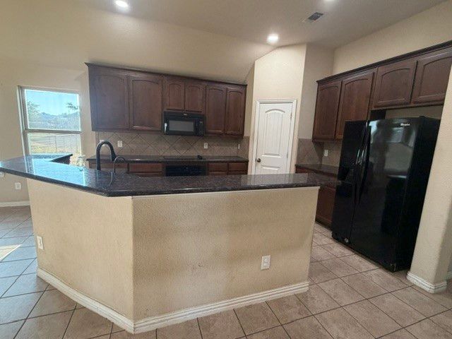 124 Brady Coleman Lane, Springtown, TX 76082