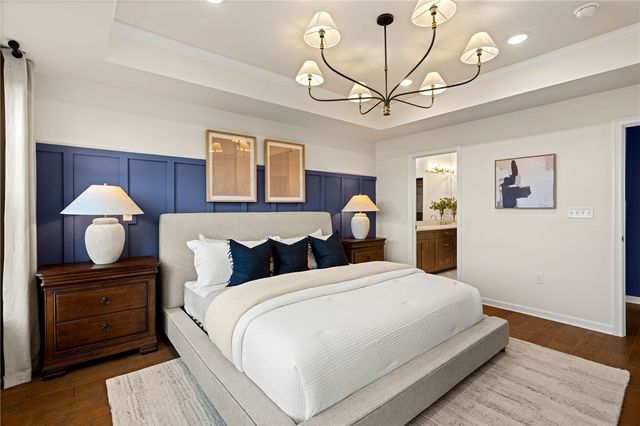 32 East Point Drive 2, East Providence, RI 02916