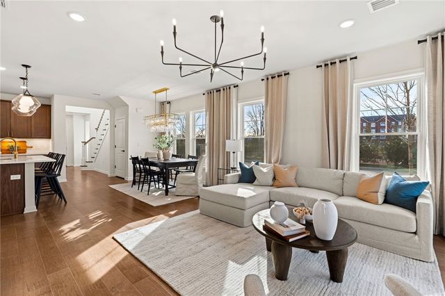 32 East Point Drive 2, East Providence, RI 02916