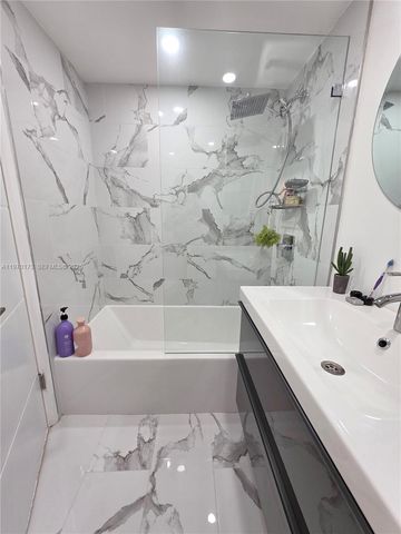 2851 NE 183rd St 412E, Aventura, FL 33160