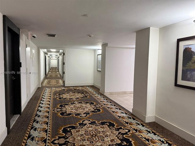 2851 NE 183rd St 412E, Aventura, FL 33160