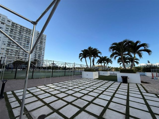 2851 NE 183rd St 412E, Aventura, FL 33160