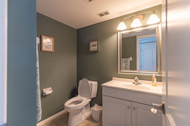 5300 GULF DRIVE 204, Holmes Beach, FL 34217
