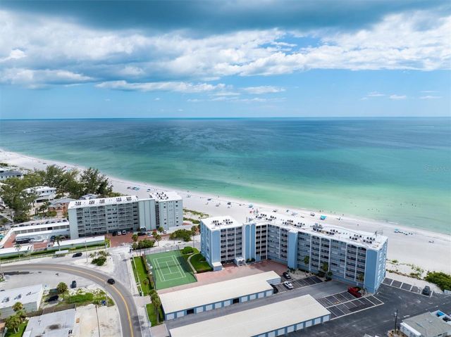 5300 GULF DRIVE 204, Holmes Beach, FL 34217