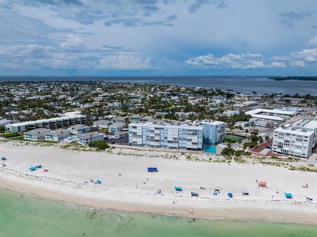 5300 GULF DRIVE 204, Holmes Beach, FL 34217