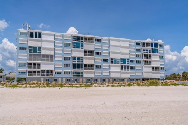 5300 GULF DRIVE 204, Holmes Beach, FL 34217