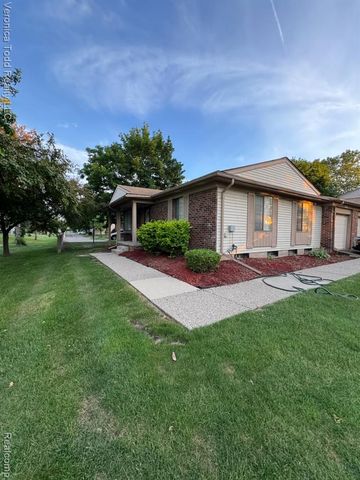 2994 Roundtree Drive, Troy, MI 48083