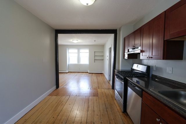 20 Roberts Street 5, Brookline, MA 02445