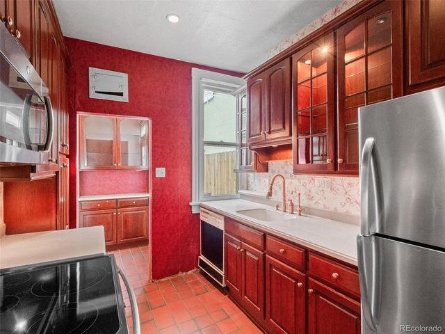 1166 N Downing St, Denver, CO 80218