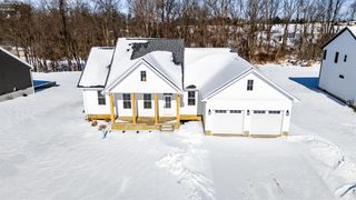 27 Whitefield Boulevard, Norwalk, OH 44857