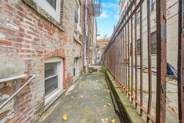 200 New Jersey Avenue, Brooklyn, NY 11207