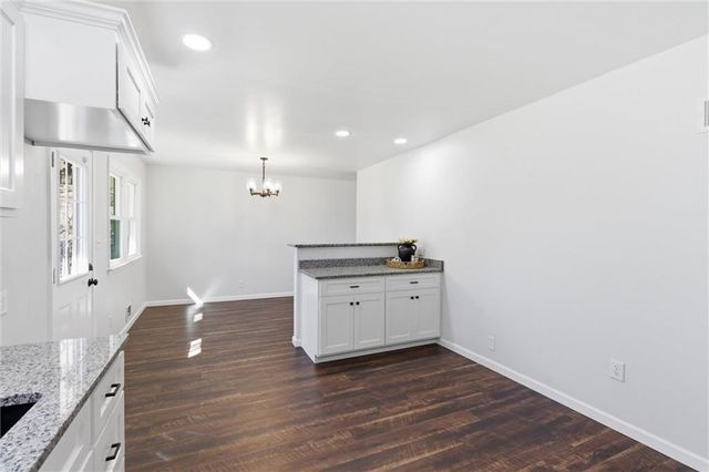 2425 NE 38th Street, Kansas City, MO 64116