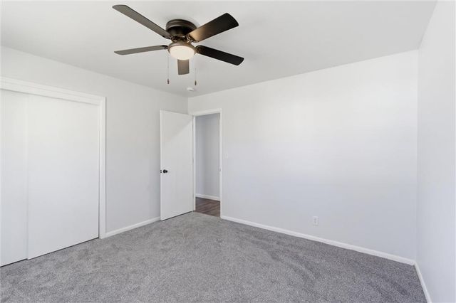 2425 NE 38th Street, Kansas City, MO 64116