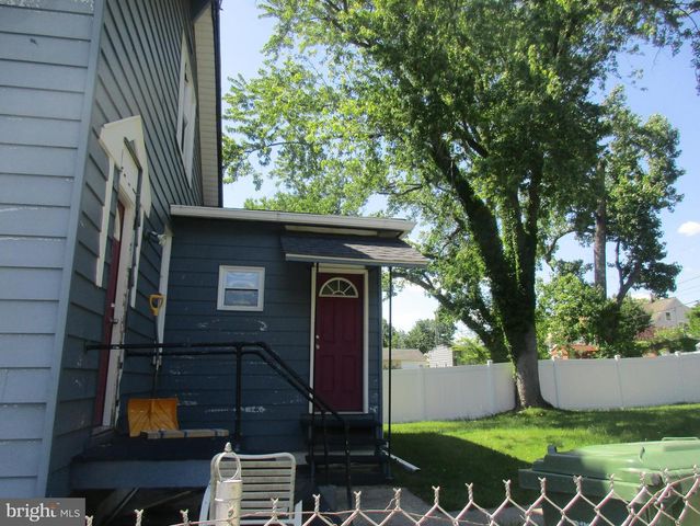 2930 BERWICK AVE, Baltimore, MD 21234