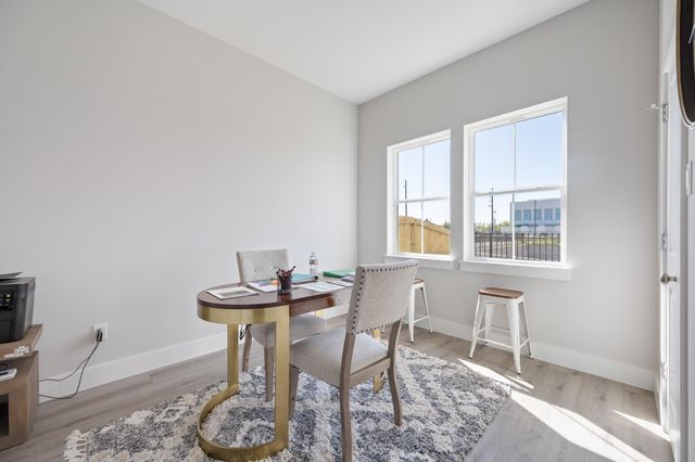 6702 Metro Village Blvd 10, Houston, TX 77083