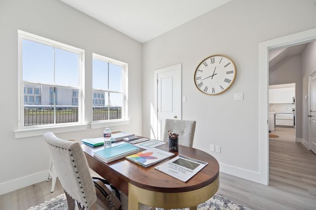 6702 Metro Village Blvd 10, Houston, TX 77083