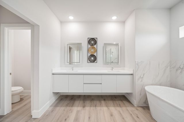 6702 Metro Village Blvd 10, Houston, TX 77083