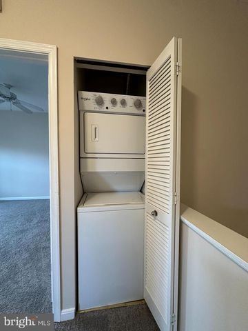 21798 JARVIS SQ, Ashburn, VA 20147