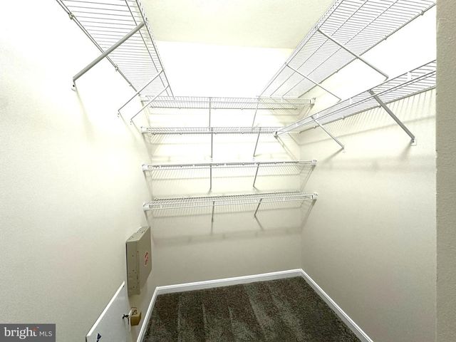 21798 JARVIS SQ, Ashburn, VA 20147