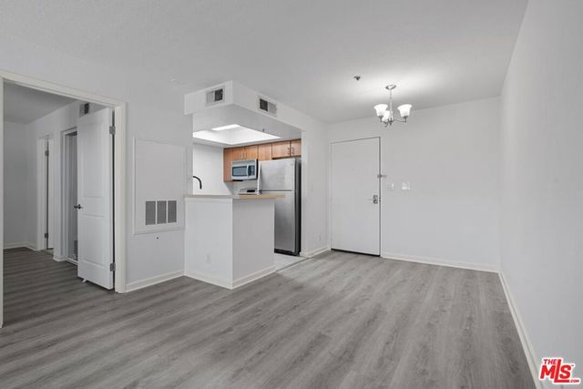 345 S Alexandria Avenue 304, Los Angeles, CA 90020