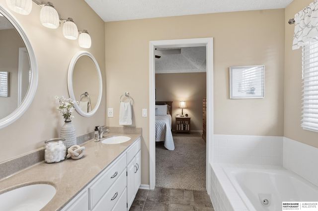 13508 Ames Avenue, Omaha, NE 68164