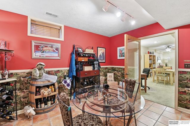 13508 Ames Avenue, Omaha, NE 68164