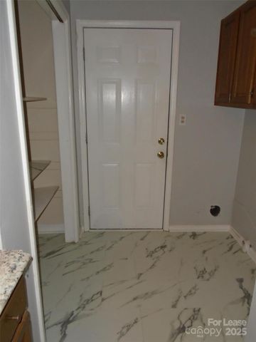 4024 Rosehaven Drive, Charlotte, NC 28205