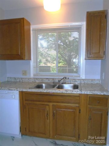 4024 Rosehaven Drive, Charlotte, NC 28205