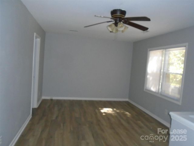 4024 Rosehaven Drive, Charlotte, NC 28205