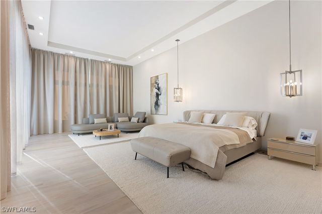 2485 Crayton RD, Naples, FL 34103