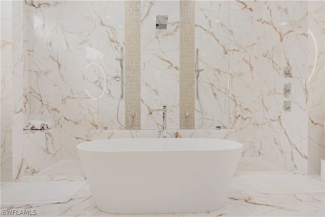 2485 Crayton RD, Naples, FL 34103