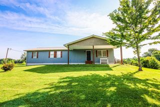 212 Tom Stamper Road, Frenchburg, KY 40322