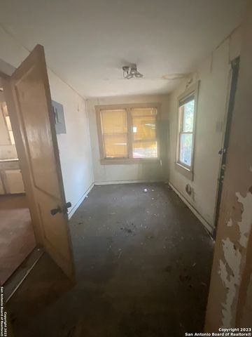 309 MOUNT VERNON CT, San Antonio, TX 78223