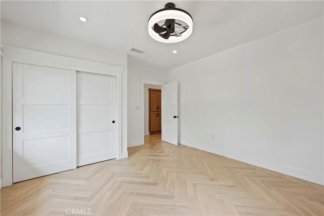 1800 Oxford Avenue, Los Angeles, CA 90006