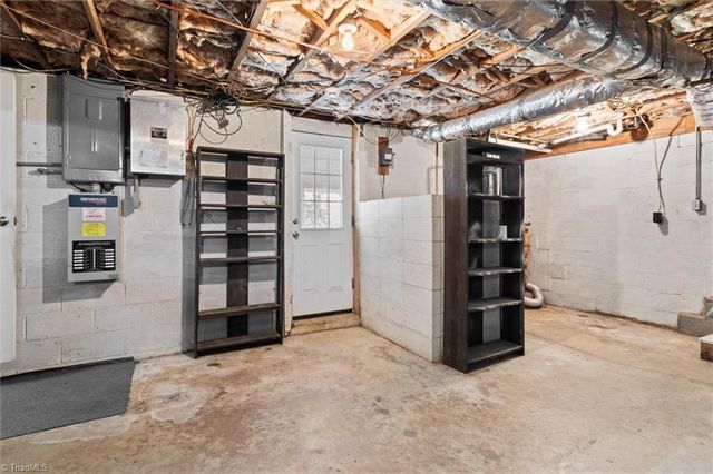 1507 Rogers Road, Mount Airy, NC 27030