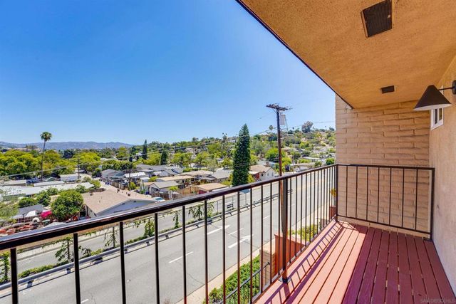 831 E 3rd Ave 5, Escondido, CA 92025
