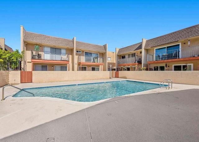 831 E 3rd Ave 5, Escondido, CA 92025