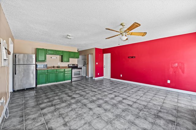 6103 SW 2ND Street, Margate, FL 33068