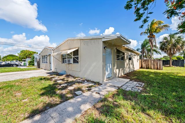 6103 SW 2ND Street, Margate, FL 33068