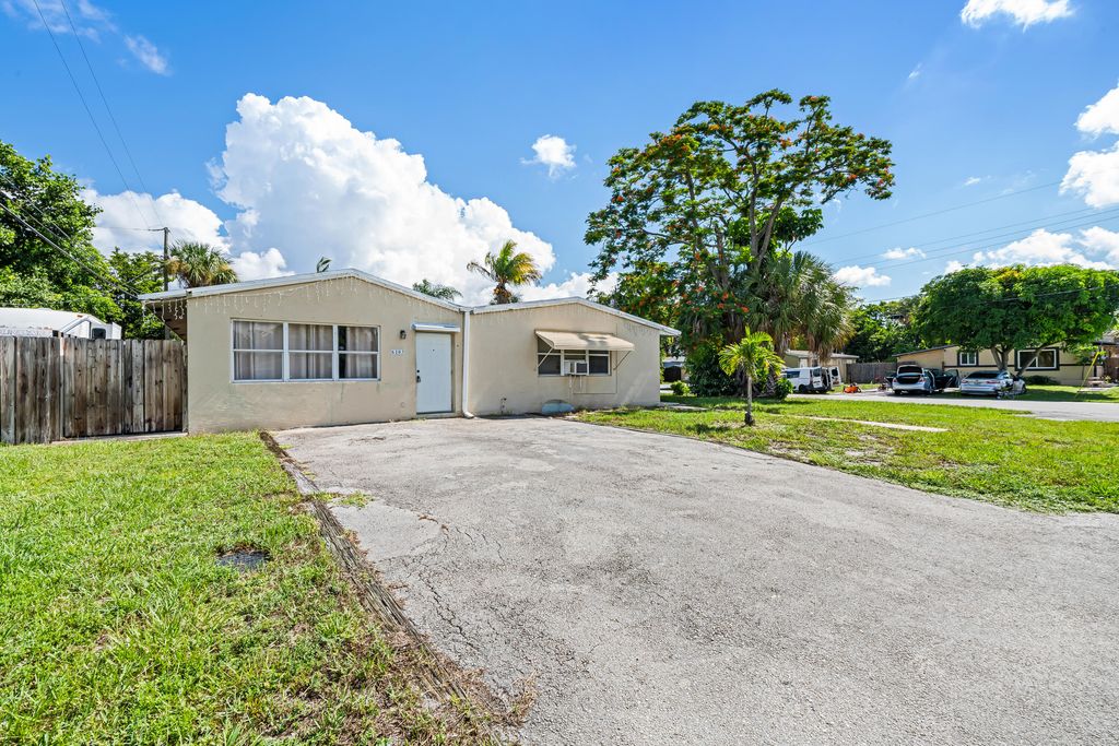 6103 SW 2ND Street, Margate, FL 33068