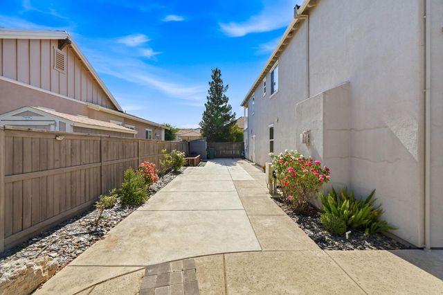 2632 Pipestone Loop, Roseville, CA 95747