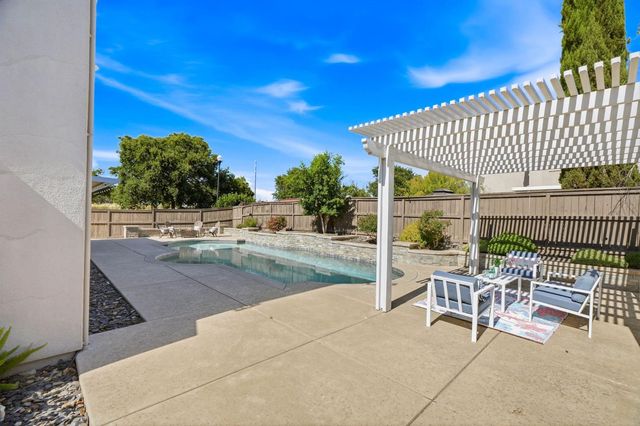 2632 Pipestone Loop, Roseville, CA 95747