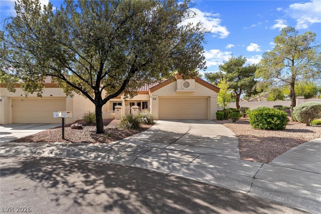2400 Dove Valley Court, Las Vegas, NV 89134 — exterior