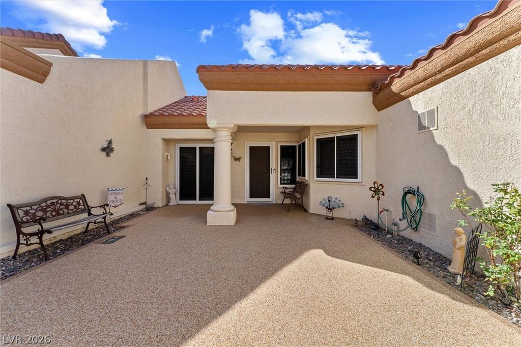 2400 Dove Valley Court, Las Vegas, NV 89134 — photo 2